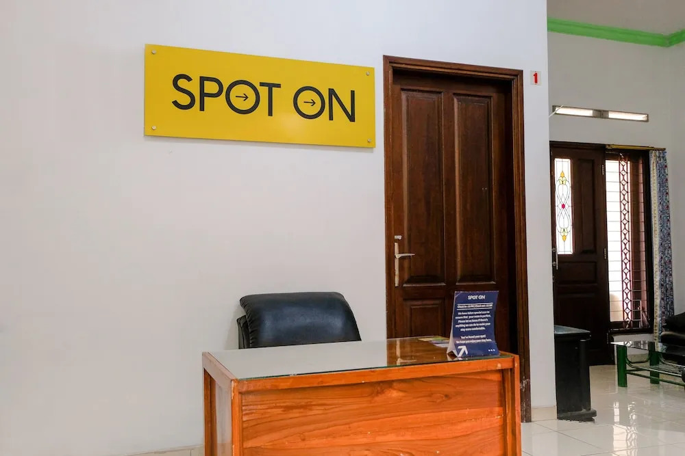 SPOT ON 2749 Tiga Sinar Residence
