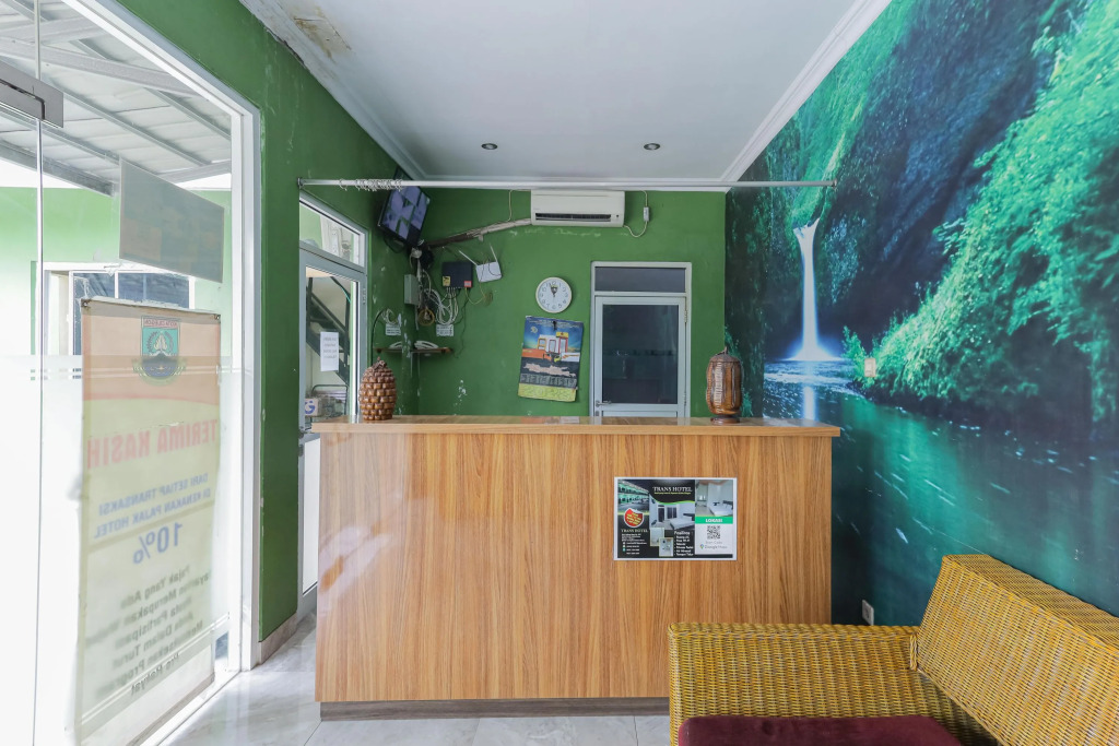 Urbanview Hotel Trans Cilegon