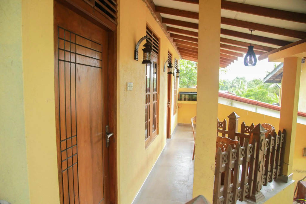 Guruge guest house