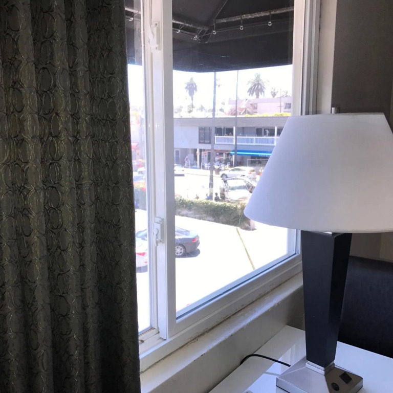 Ocean Beach Hotel