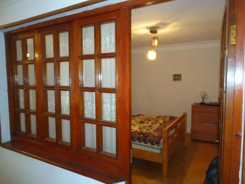 Egnate Ninoshvili Street N 34