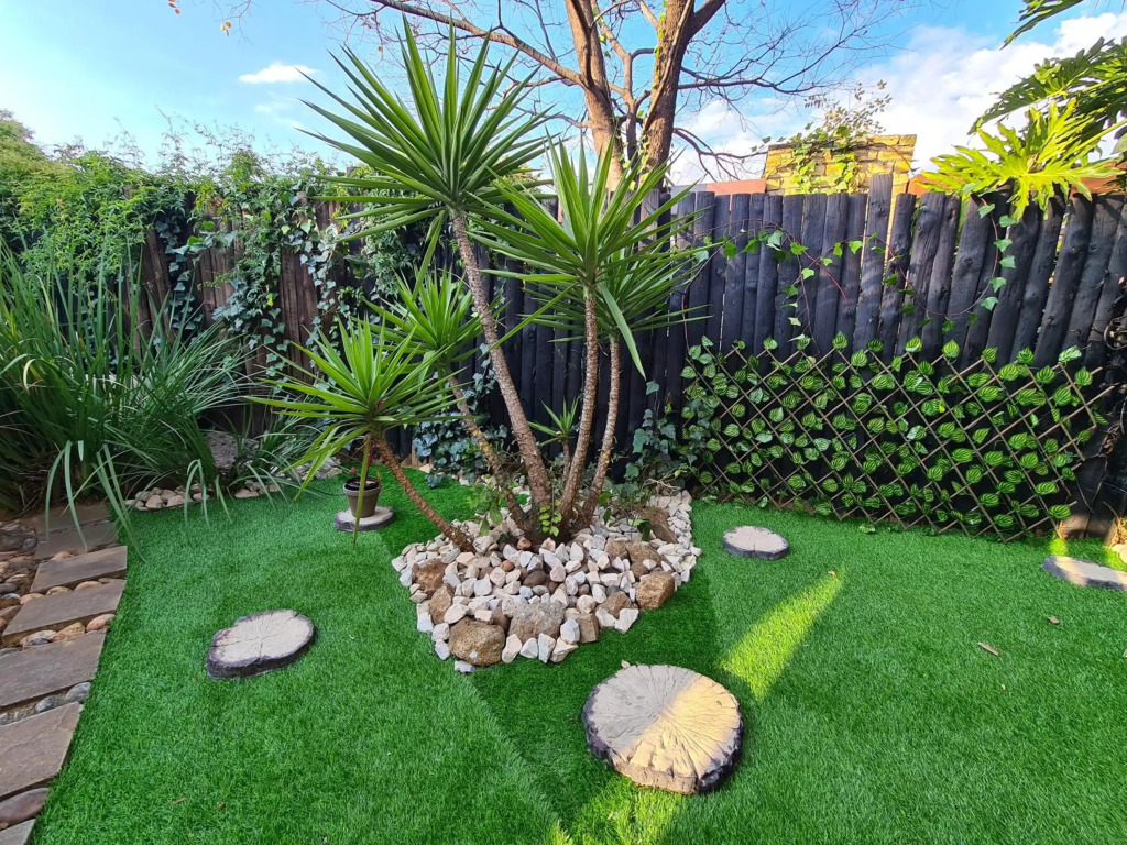 Halfway Gardens Home