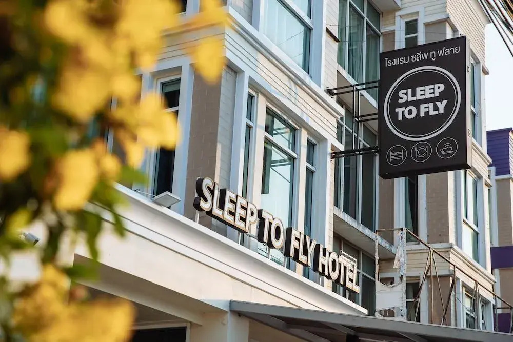 SLEEP TO FLY HOTEL & HOSTEL suvarnabhumi airport