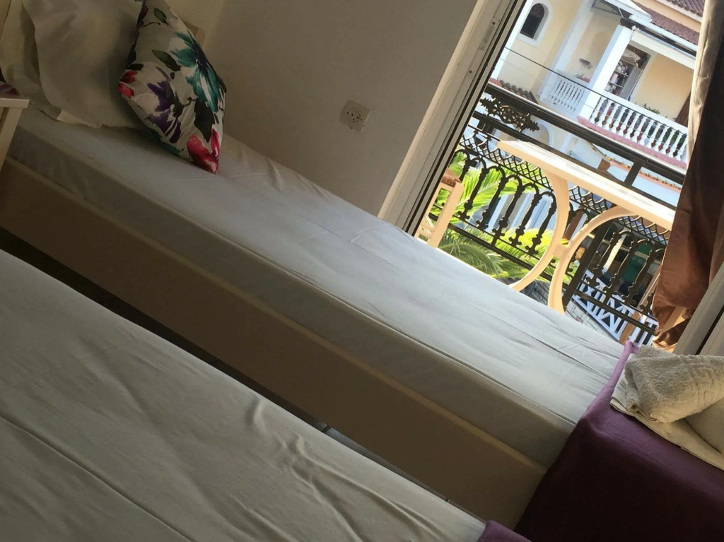 Zante Flower Studios & Apartments