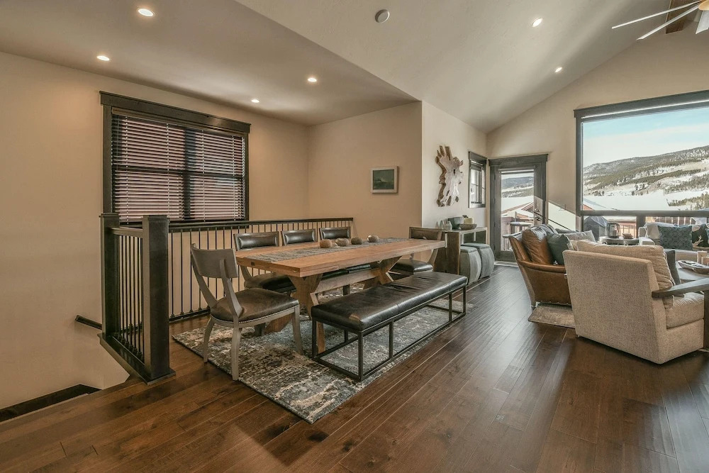Alders 54 Outpost Dr