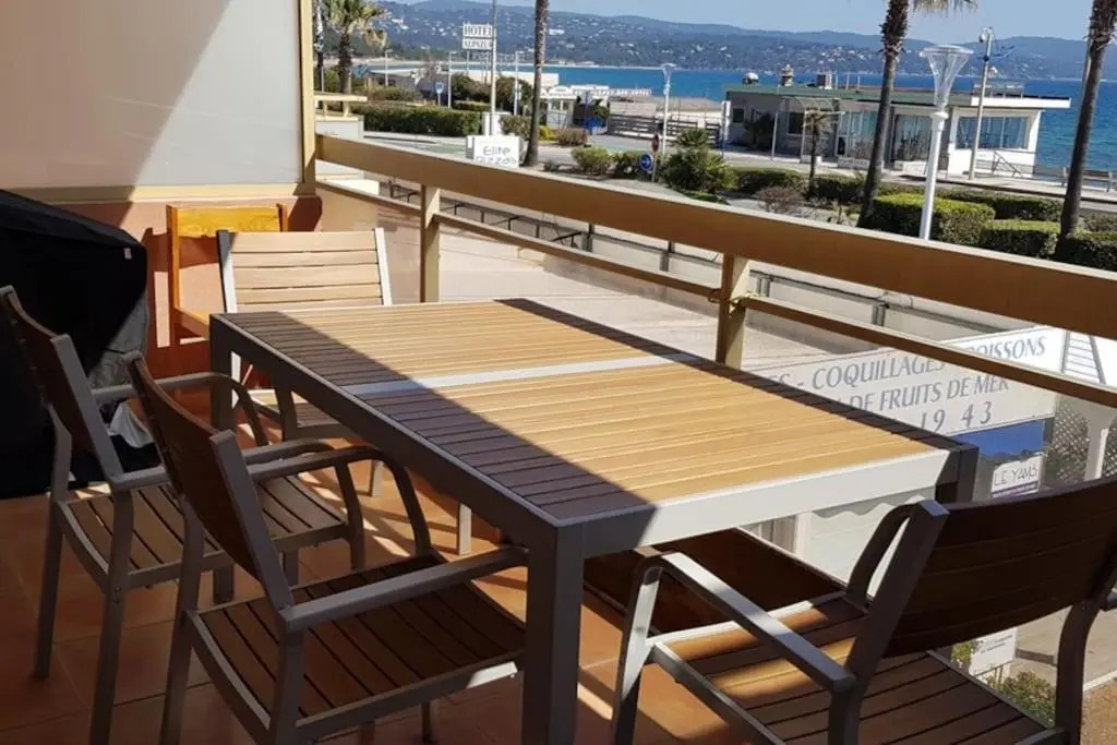 2 Piéces Clim Face a la plage vue Mer