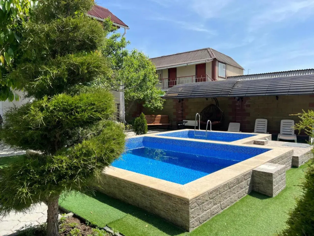 Maze Guest House