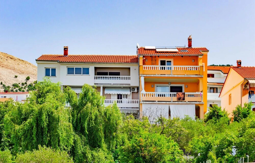 Beautiful Apartment in Barbat na Rabu With Wifi