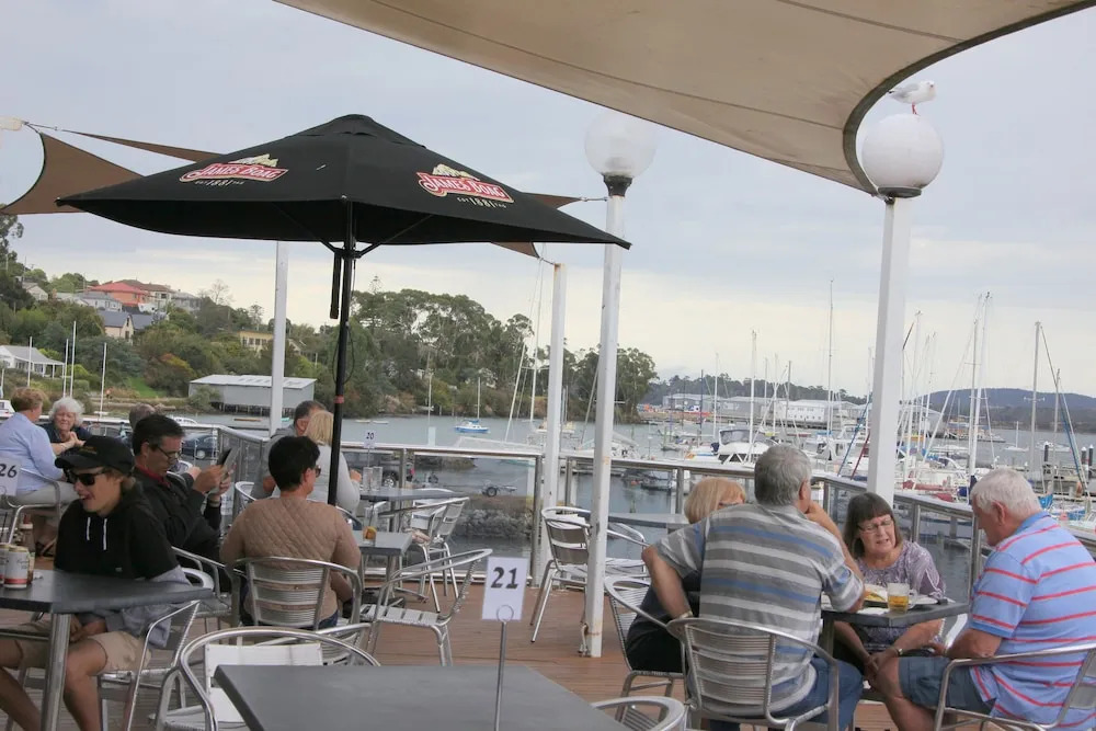 Beauty Point Waterfront Hotel
