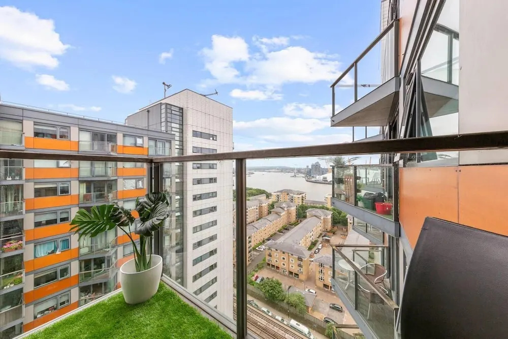 Lovely & Cosy 2 Beds London Skyline View