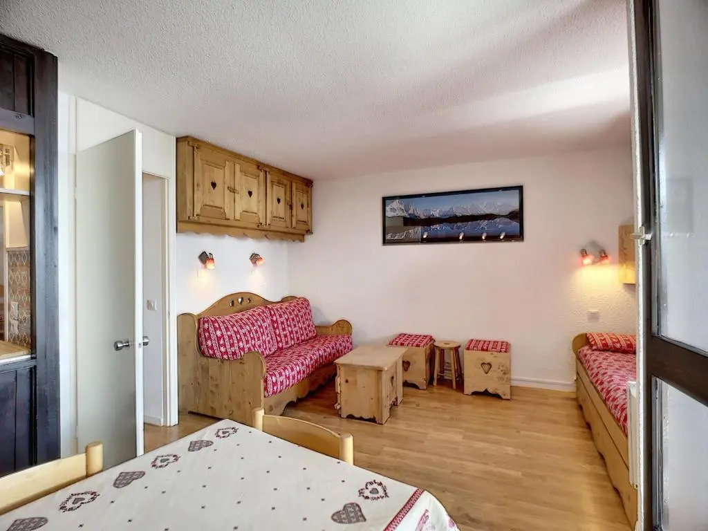 Appartement Les Menuires, 2 pièces, 6 personnes - FR-1-178-59
