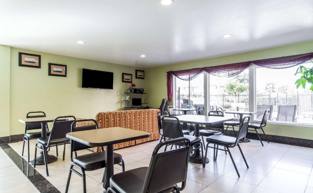 Rodeway Inn & Suites Hayward - Oakland South