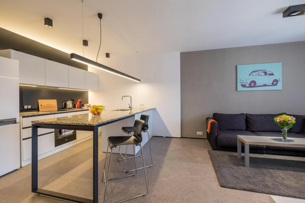 APT 32 near Mall of Sofia & Metro Station