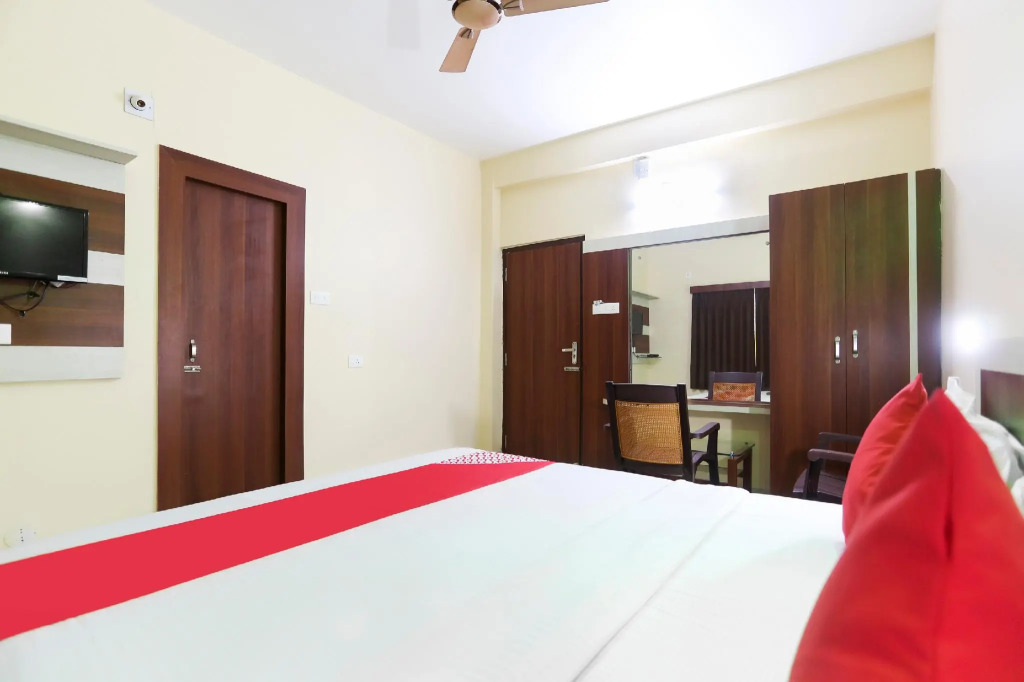 Capital O 23179 Hotel Golden Bangla