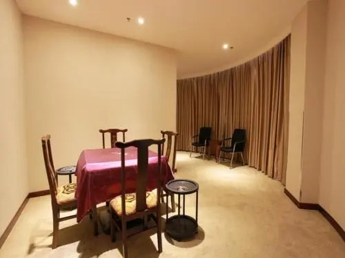 Greentree Inn Liyang East Nanhuan Road High Speed