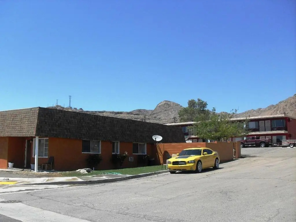 Western Ridge Motel