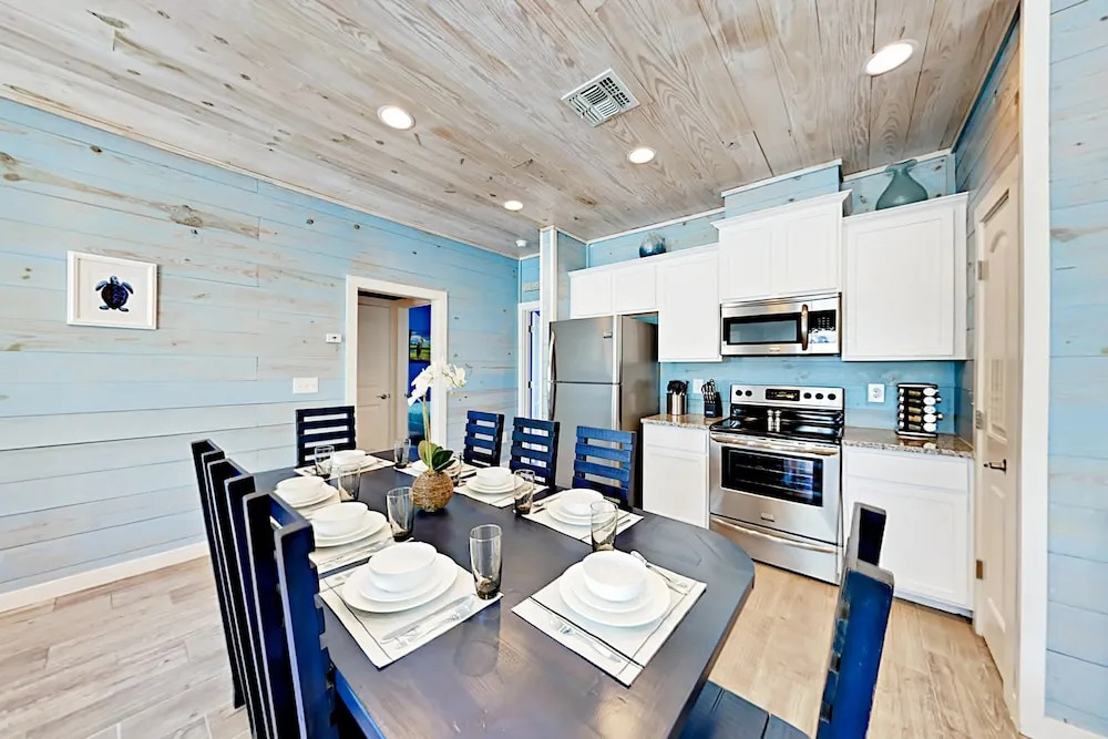 1617 S Station St 8 Home 3 Bedrooms 2 Bathrooms Home
