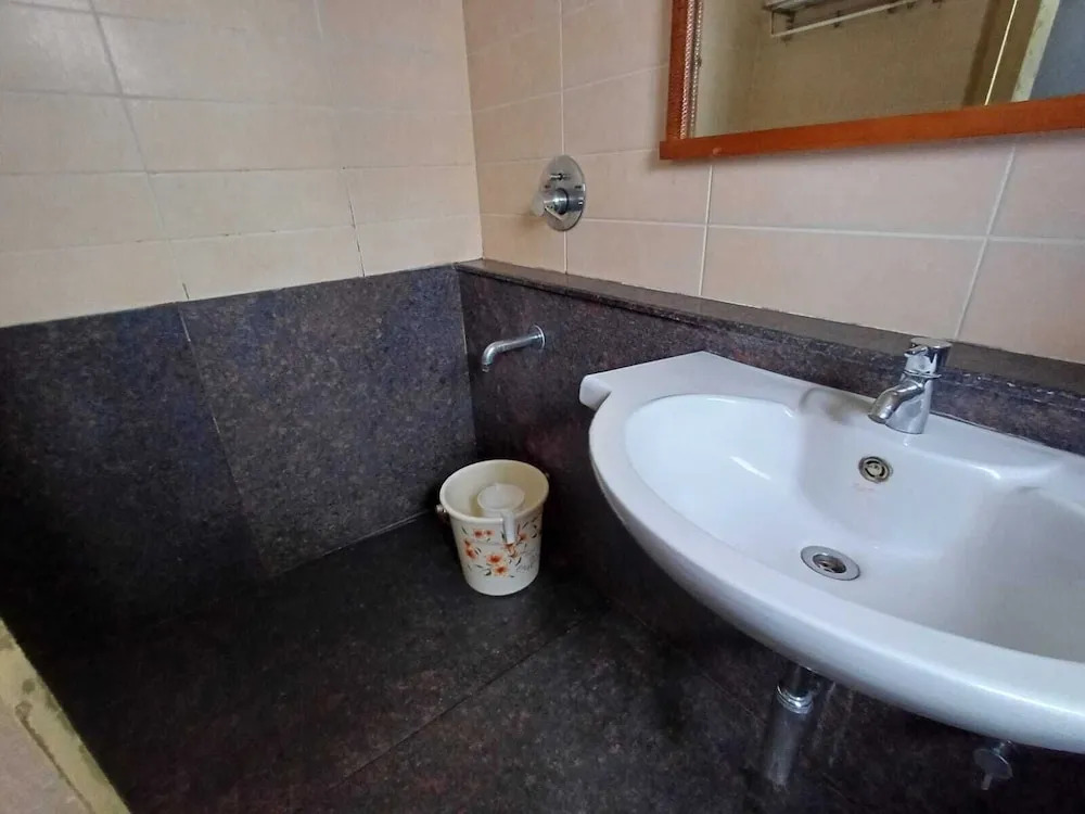 Hotel O IBRAS Residency Trichy