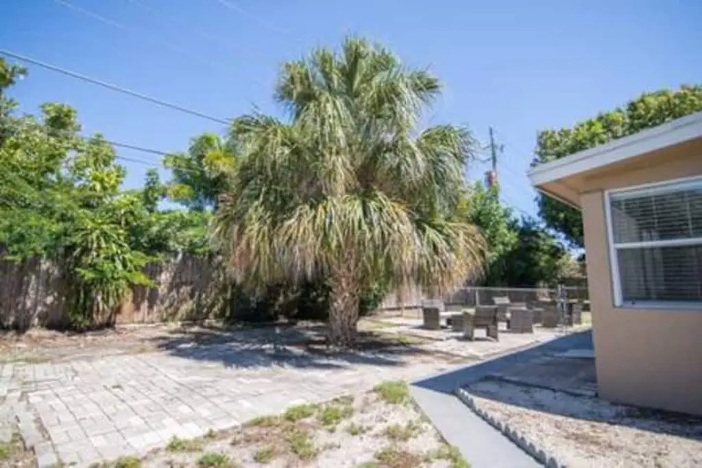 5144 Duplex in Oakland Park