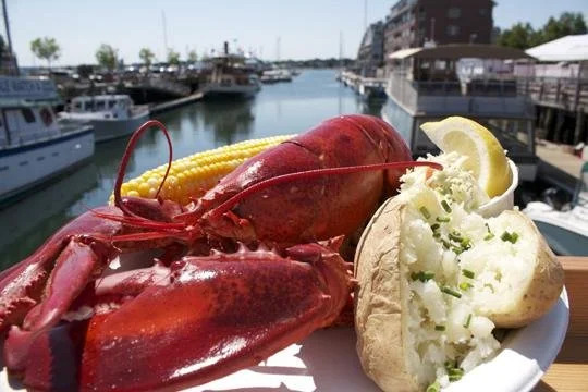Harbor House Inn