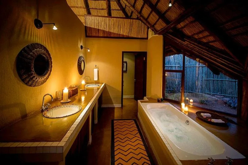 Tshwene Lodge