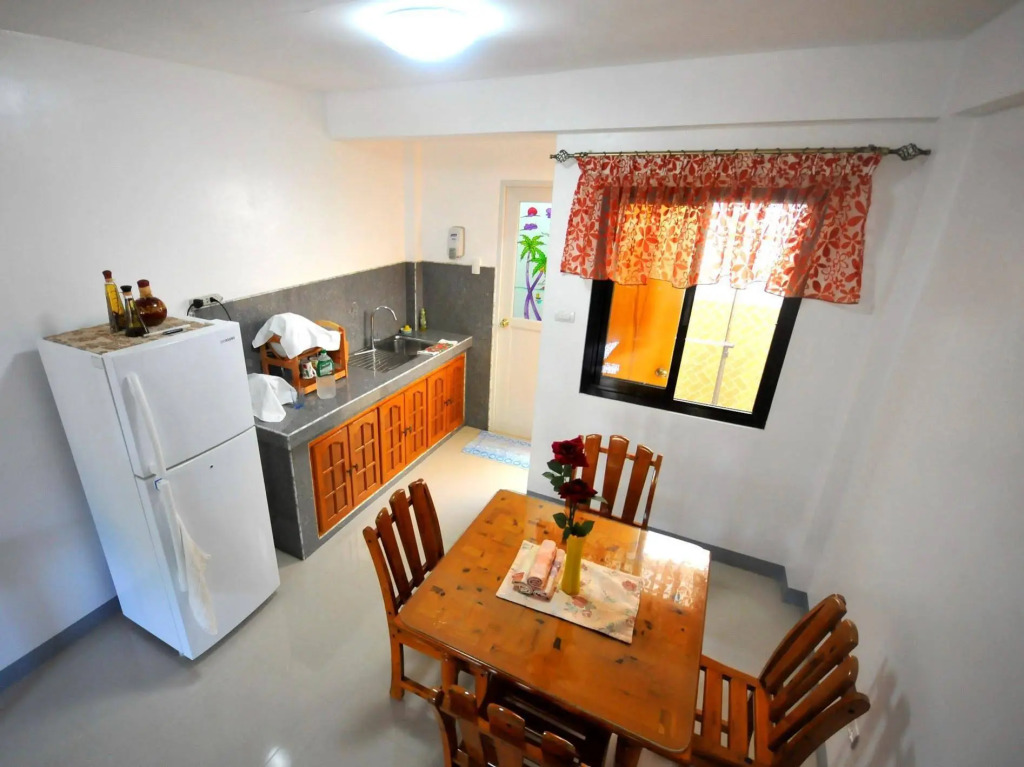 Cherrard Apartelle