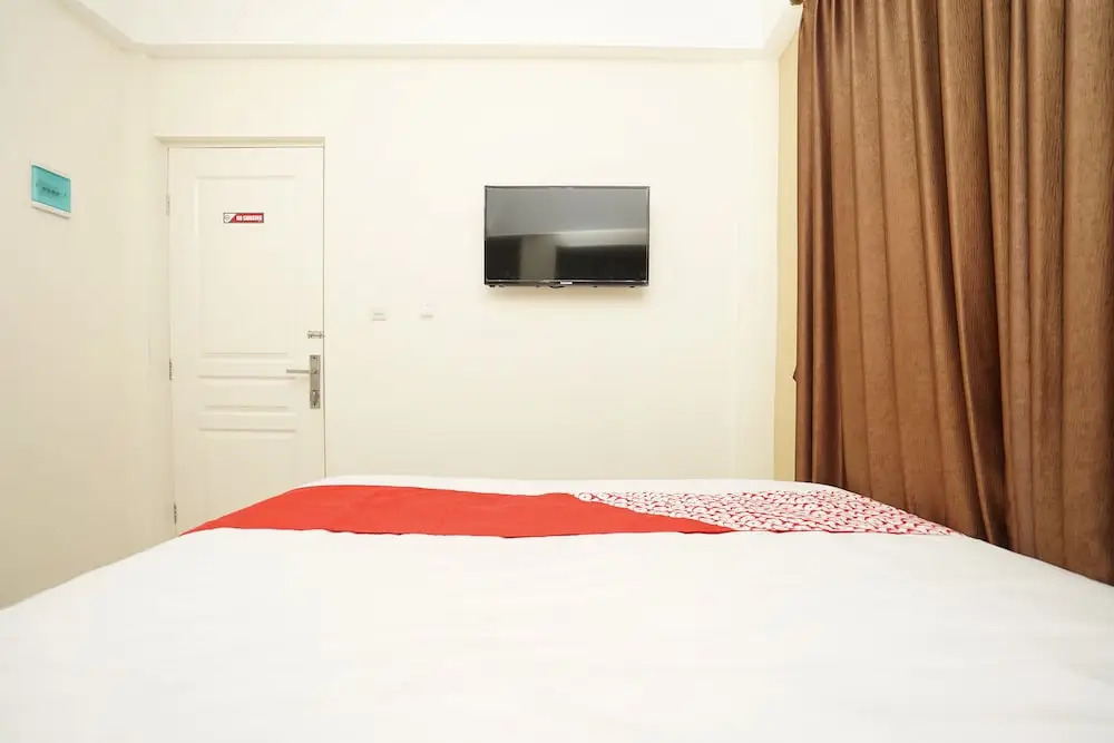 Urbanview Erga Family Residence Syariah Surabaya by RedDoorz