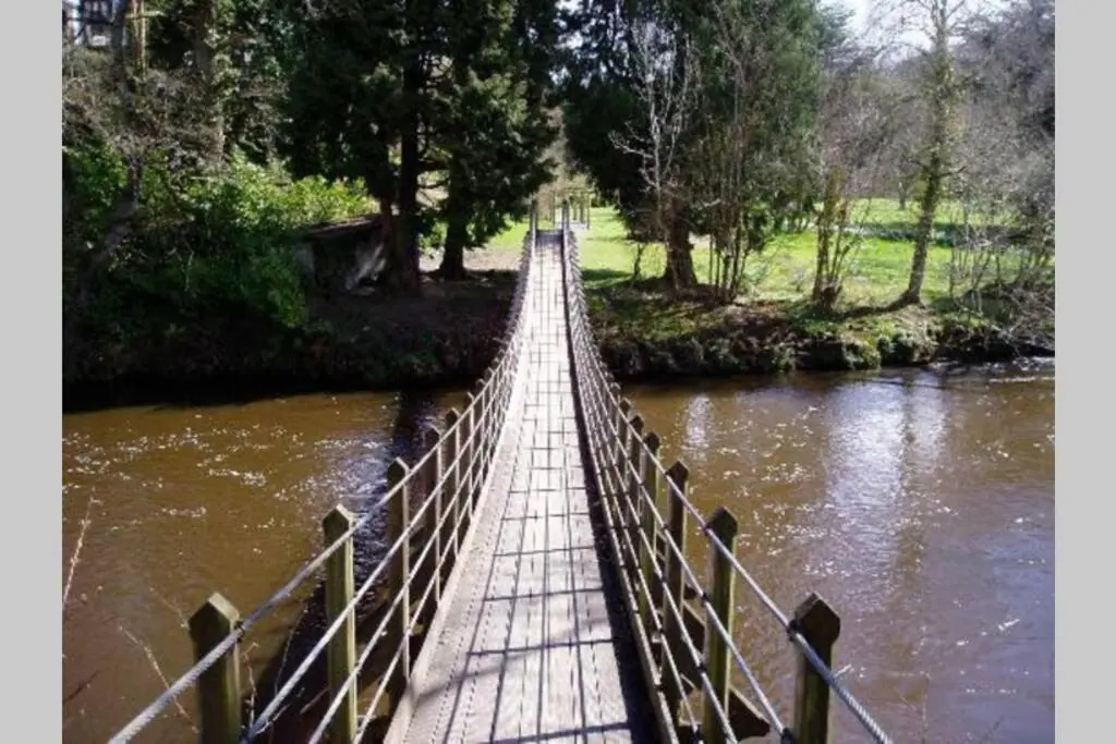8F Lakeside Lodge Caer Beris Builth Wells
