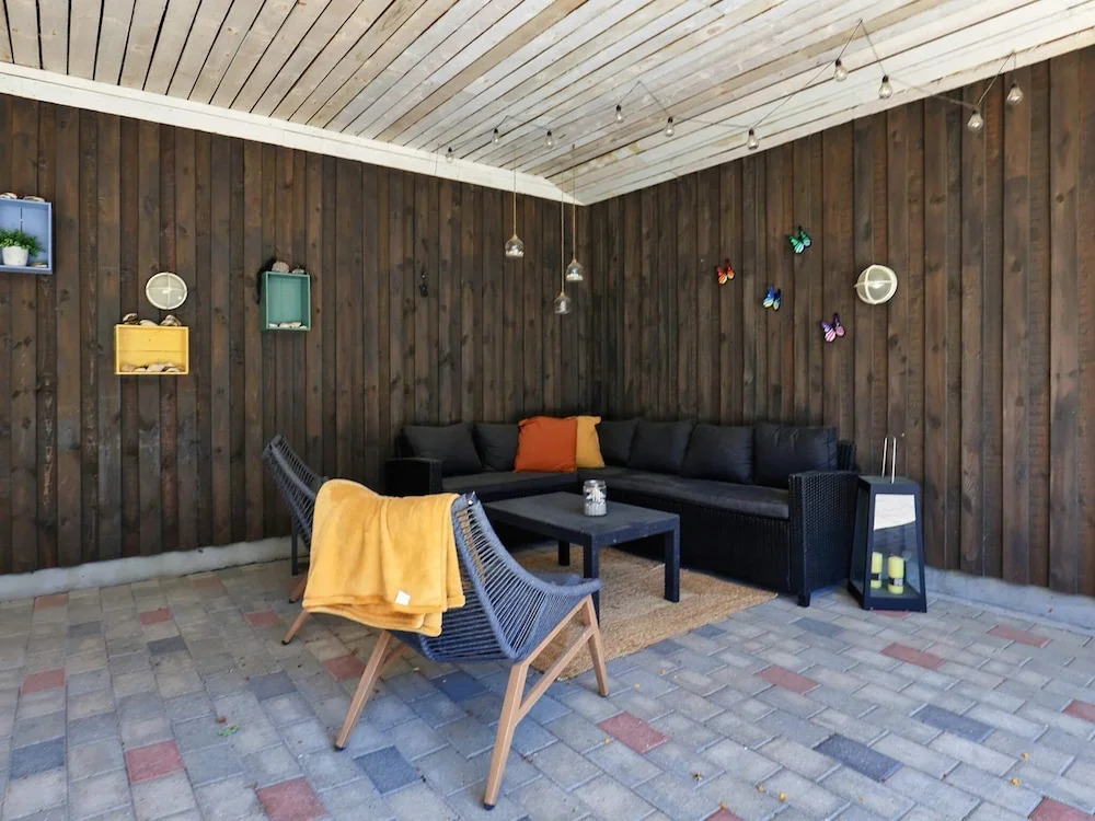 6 Person Holiday Home in Saeby-by Traum