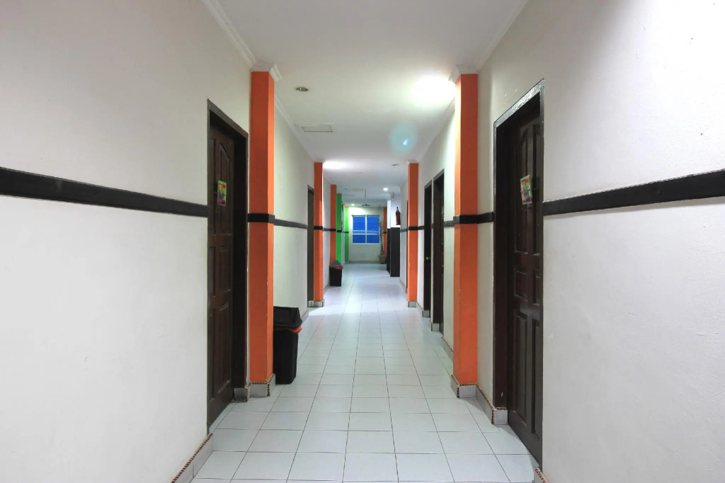 OYO 717 Hotel Dharma Utama Syariah