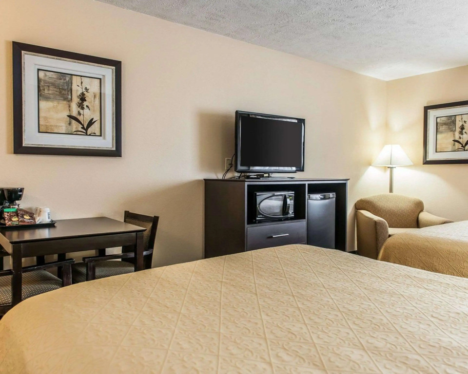 Quality Inn & Suites Mattoon South