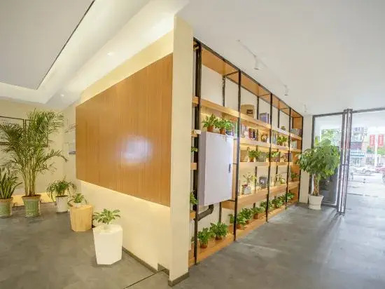 Habitat Traders Hotel