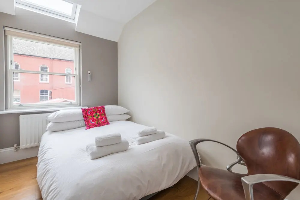 Divine Dalston Home near Shoreditch High Street