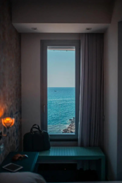 Nautilus Hotel