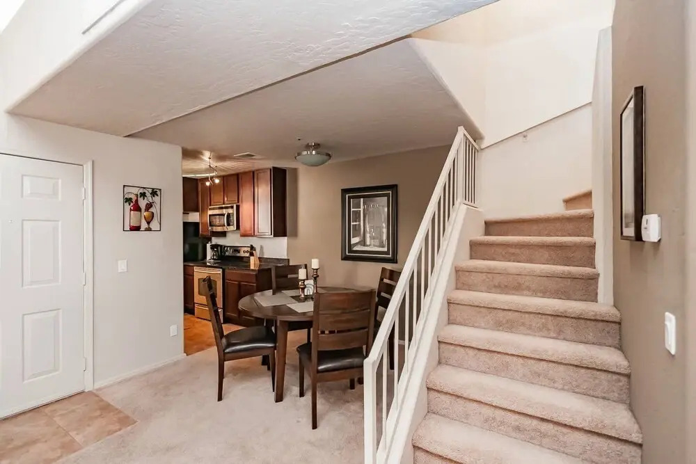 Gorgeous North Scottsdale 2 Bdrm Condo
