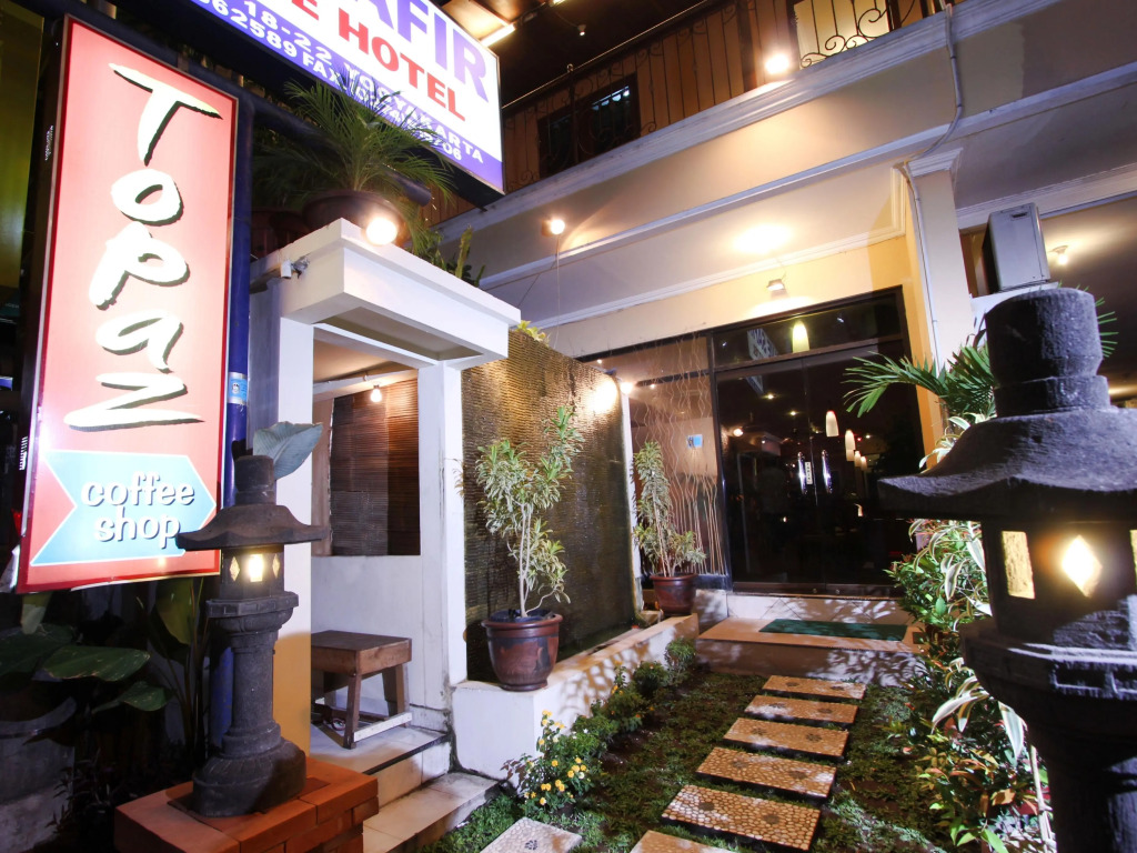 Blue Safir Hotel