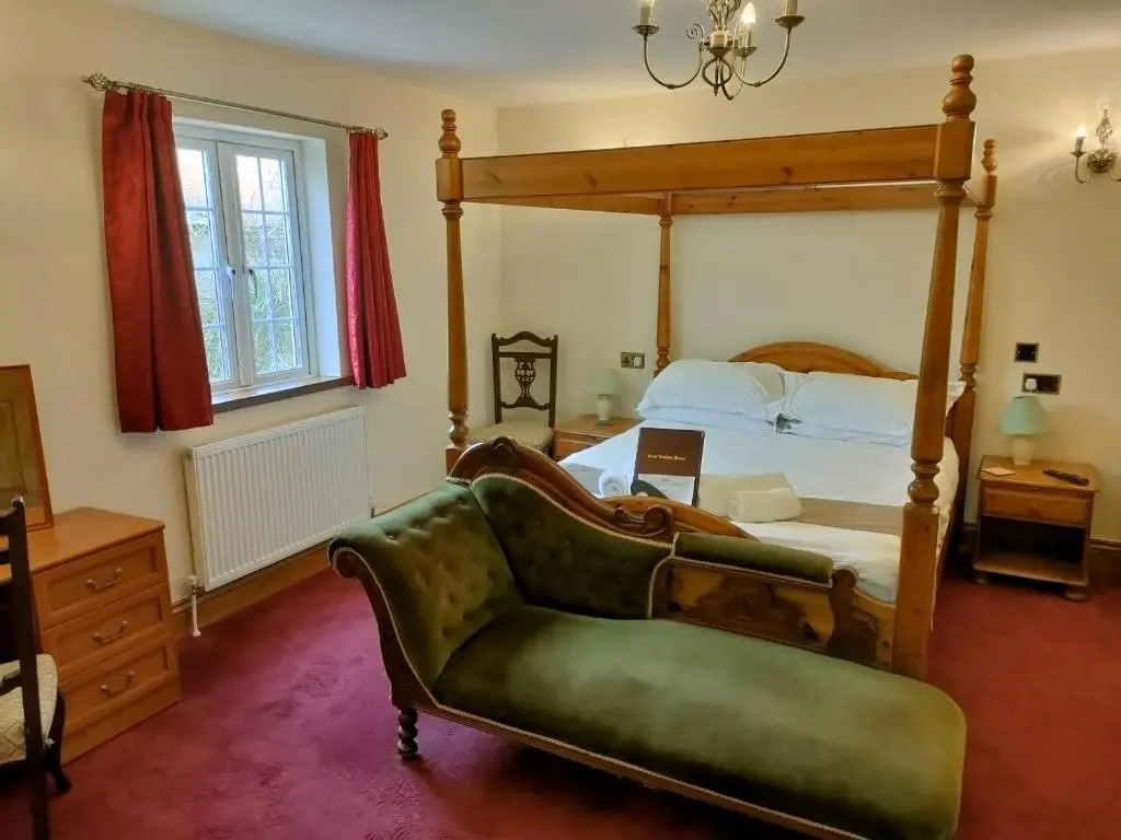 Great Trethew Manor Hotel & Restaurant
