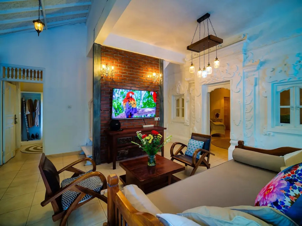White Star Villa