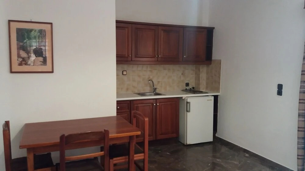 Elpida Apartments