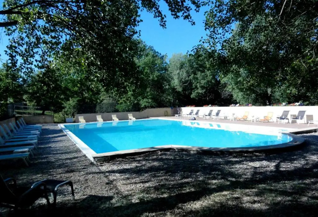 La Colline des Ocres Village de vacances