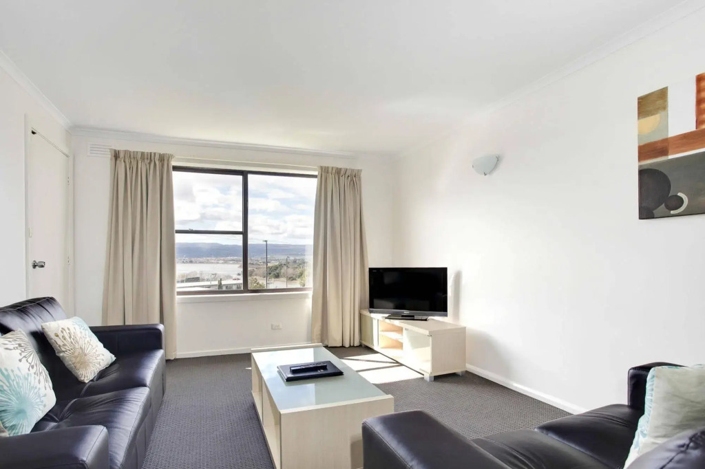 Tamar River Villas