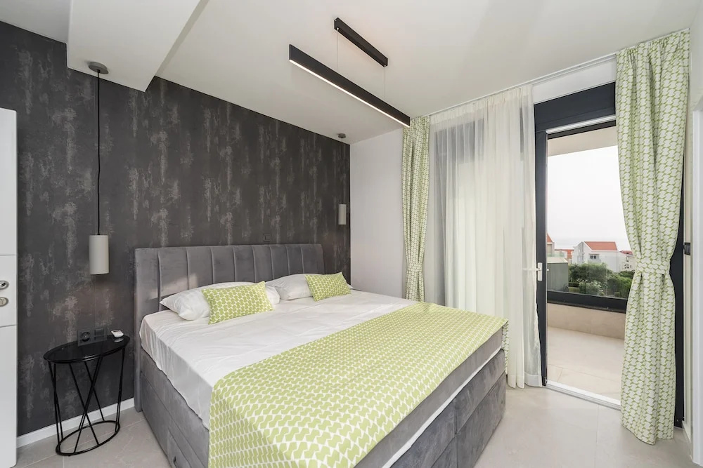 Luxury Villas Joy
