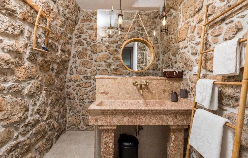 Awesome Home In Kornic