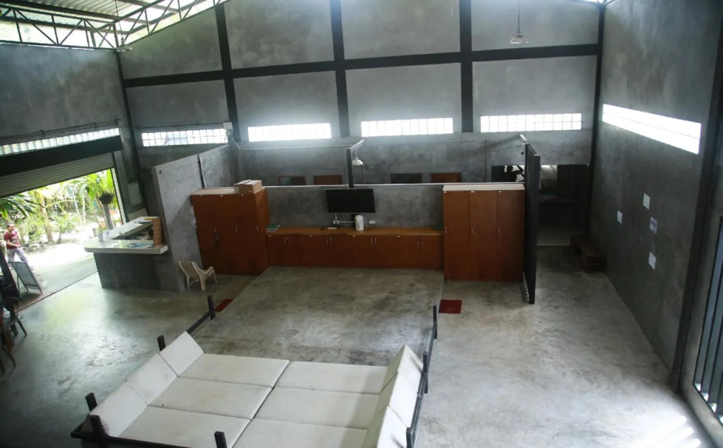 Freedom Hostel at Phi Phi
