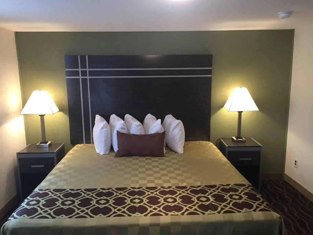 Wildwood Inn