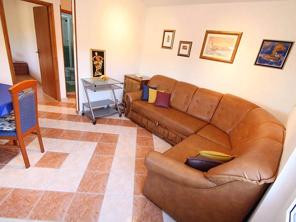House Ratimir Cavriglia