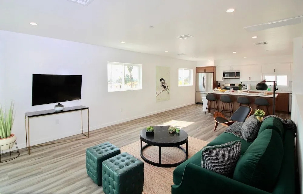 Los Angeles Villas 3BR 3BT Parking