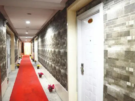 Cixi Huakun Theme Hotel