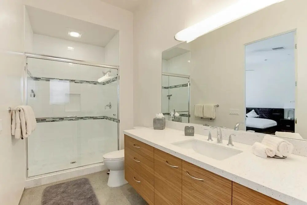 3BR 2BA Modern Beauty With Pool and Hot Tub by RedAwning