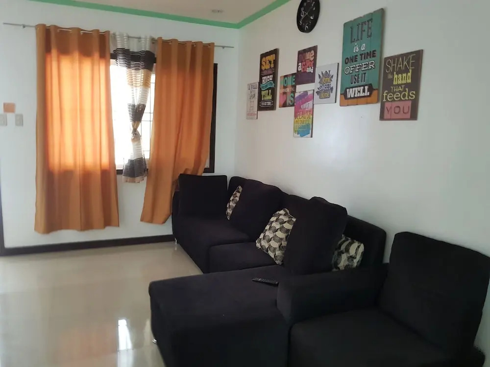 Unit 8 4BR Zara Myshka Apartelle